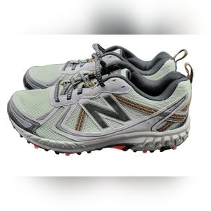 NEW BALANCE  410v5 MEN'S SZ US 8.5